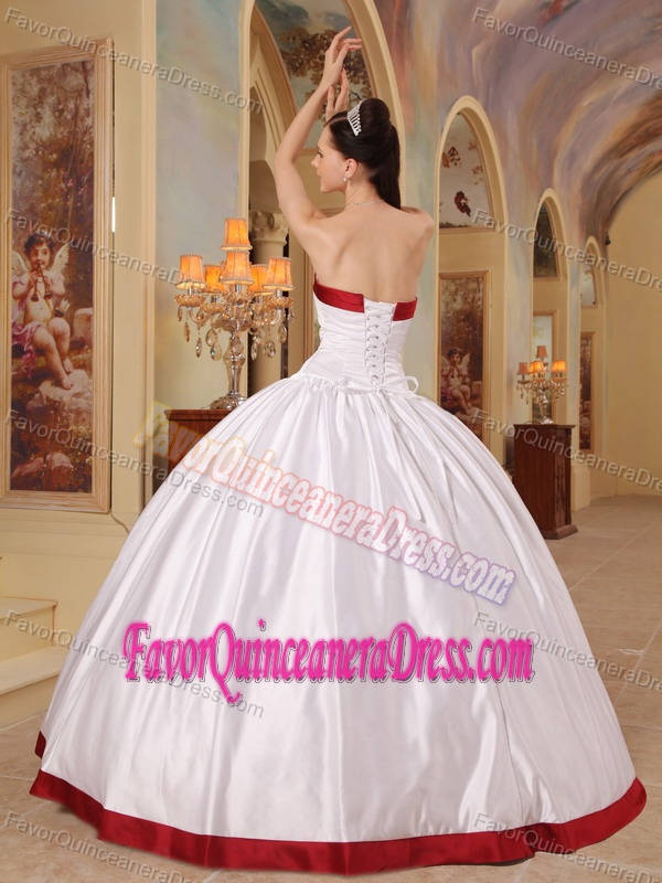 Affordable Lace-up White Taffeta formal Quinceanera Dresses Online