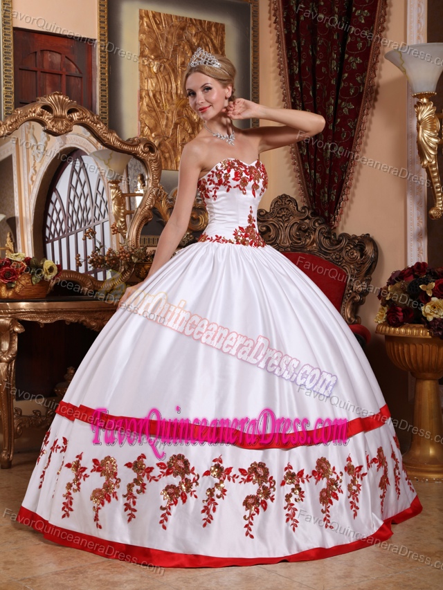 Surprising Sweetheart Neck White Taffeta Quince Dresses with Red Appliques
