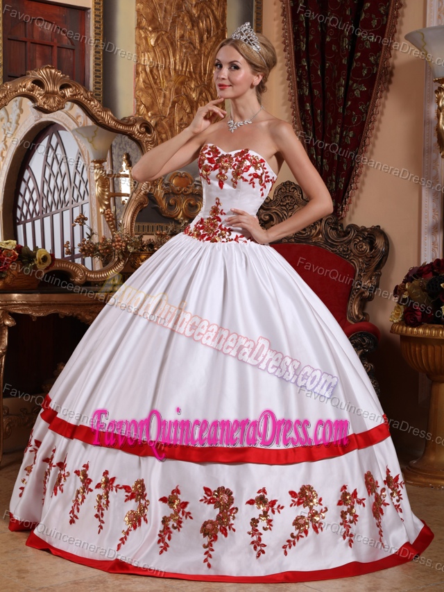 Surprising Sweetheart Neck White Taffeta Quince Dresses with Red Appliques