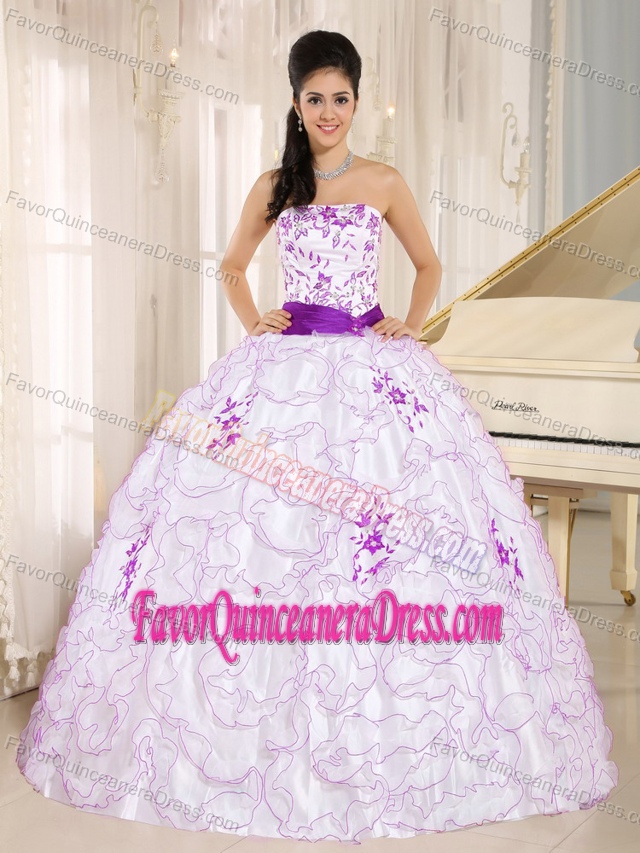 Embroidered Strapless White Organza Quinceanera Dresses with Ruffles and Sash