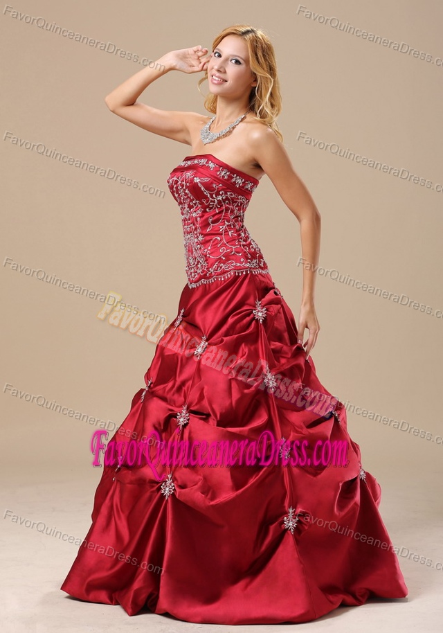 Stylish Embroidery Bodice Pick-ups A-line Wine Red Quinceaneras Dresses