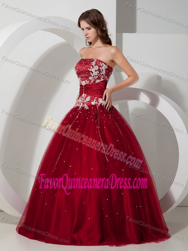 Traditional Wine Red Strapless Satin and Tulle Quinceanera Gown with Beading