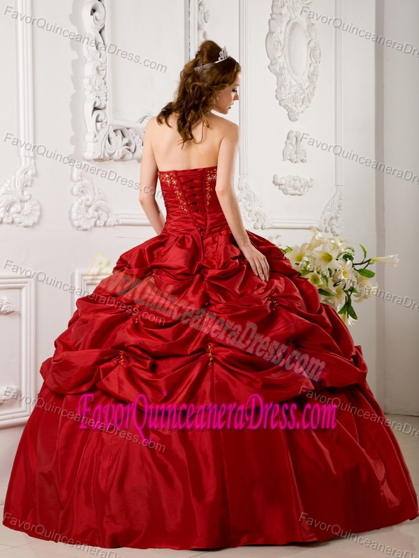 Appliques Pick Ups Wanted Sweet Sixteen Quinceanera Dresses in Wine Red