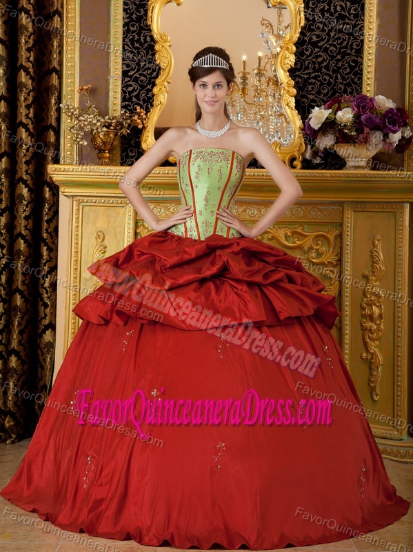 Lace Up Back Strapless Appliques Wine Red Fashionable Quinceaneras Dress