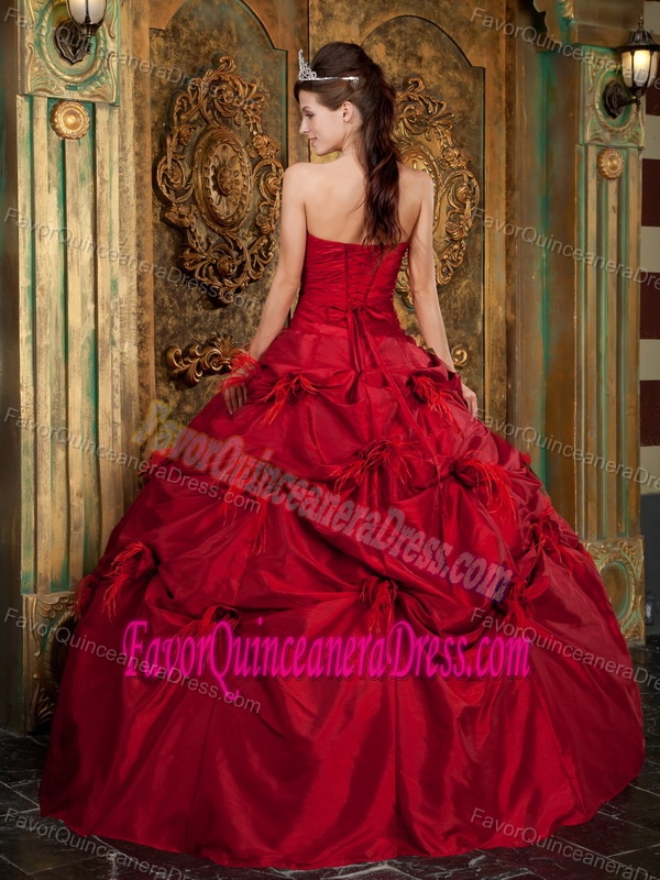 Hand Made Flowers Strapless Pick Ups Dashing Wine Red Dresses for Quince