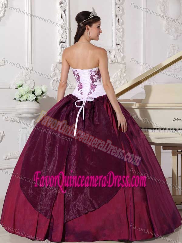 Embroidery Sweetheart White and Wine Red Taffeta Trendy Sweet 15 Dresses