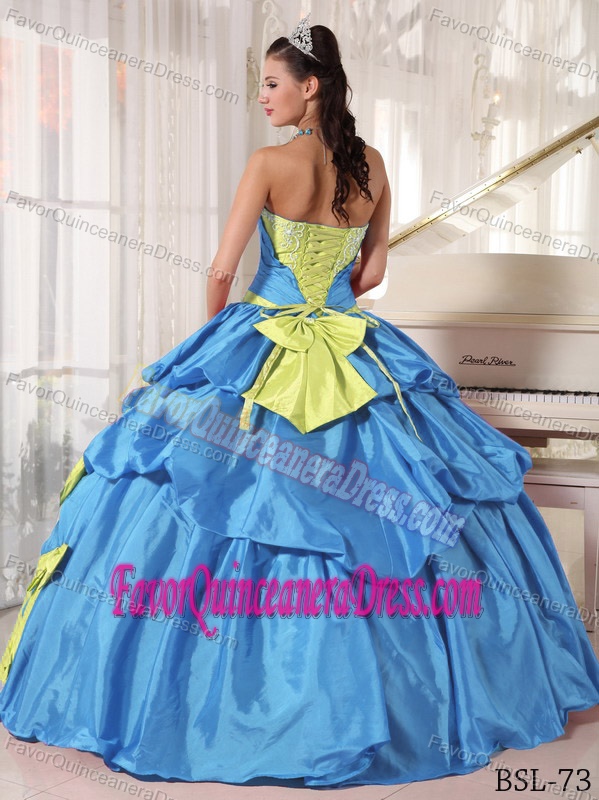 Special Two-Toned Taffeta Ball Gown Quince Dress with Bowknots Cheap