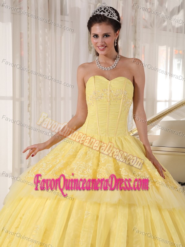 Lovely Yellow Organza Quinceanera Dress with Corset Back under 200