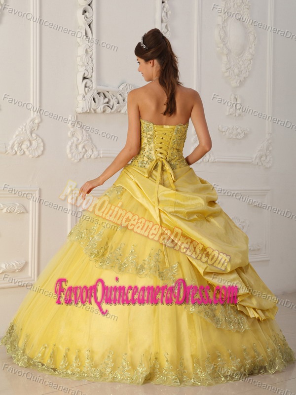 Exclusive Organza Taffeta Yellow Sweet 15 Dress Online with Embroidery