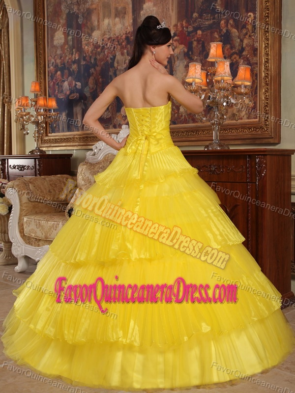 Hot Sale Floor-length Organza Tiered Appliqued Quinces Dresses in Yellow