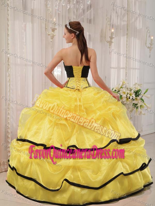 Lovely Black and Yellow Quinceanera Gown Dress for Summer in Organza