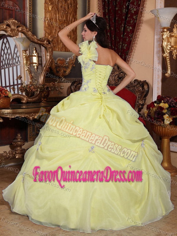 Newest Light Yellow One Shoulder Appliqued Sweet 15 Dresses in Organza