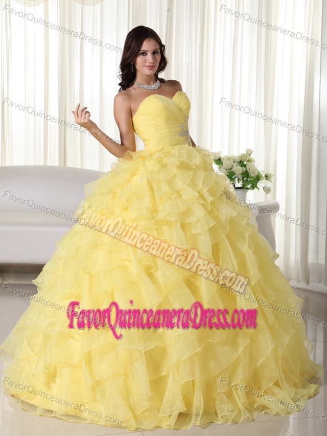 Memorable Sweetheart Yellow Organza Sweet Sixteen Dresses with Ruffles