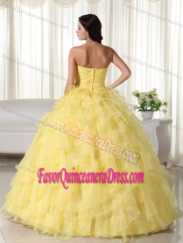 Memorable Sweetheart Yellow Organza Sweet Sixteen Dresses with Ruffles