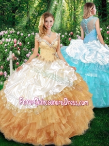 2016 Sweet Ball Gown Champagne Quinceanera Dresses with Beading