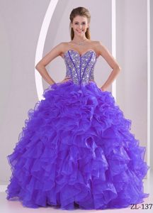 Ruffled Ball Gown Sweetheart Beaded Quinceanera Gown Dresses in Organza