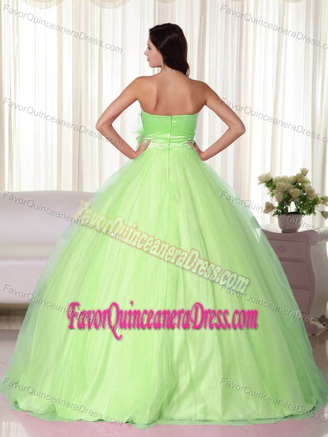 Sweetheart Ruched Sweet 16 Dresses with Handmade Flowers in Spring Green
