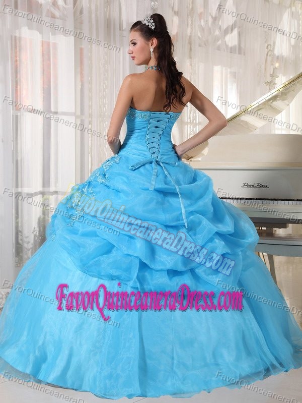 Popular Ruched Fall Quinceanera Gown with Ruffles and Appliques in Organza