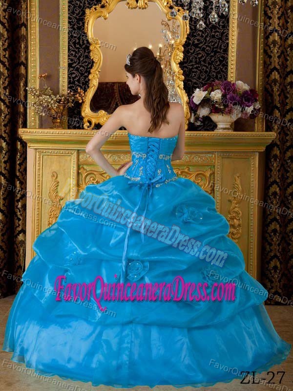 2012 Organza Sweet Sixteen Quinceanera Dresses with Appliques and Pickups