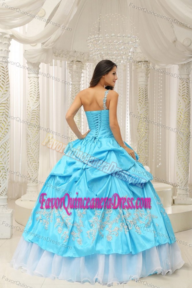 Embroider Decorated and Beaded 2011 Sweet Sixteen Dresses in Aqua Blue