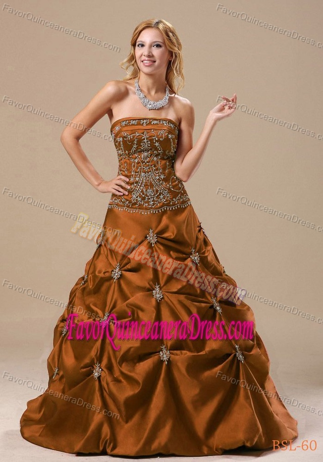 Wonderful Brown Embroidered Lace-up Floor-length Taffeta Quince Dresses