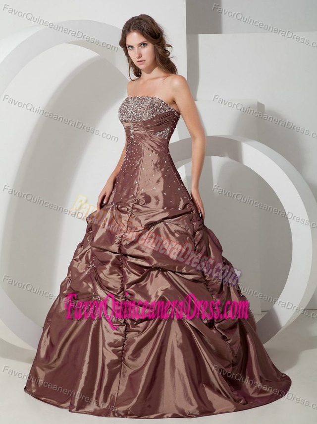 Sweet Beaded and Ruched Taffeta Long Quinceanera Dresses with Pick-ups