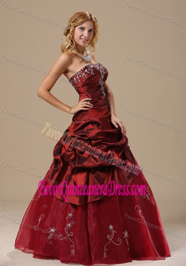 Flowers Strapless Embroidery Burgundy Pretentious Dresses for Quinceanera