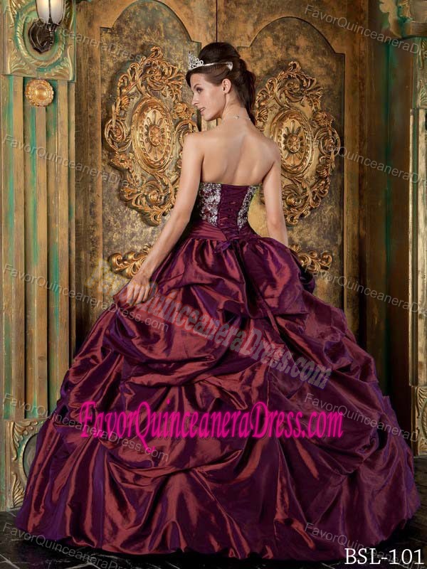 Strapless Embroidery Burgundy Taffeta Dressed to Kill Dress for Quinceanera