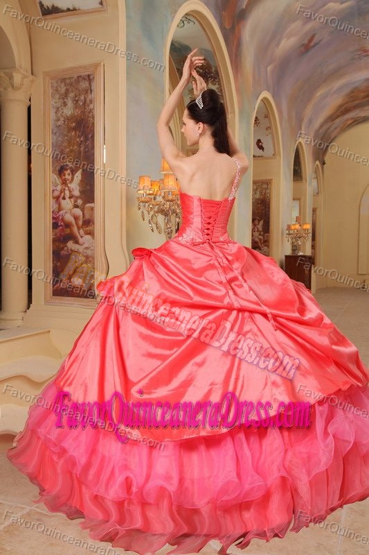 Appliqued One Shoulder Red Taffeta Dresses for Quince with Pick-ups