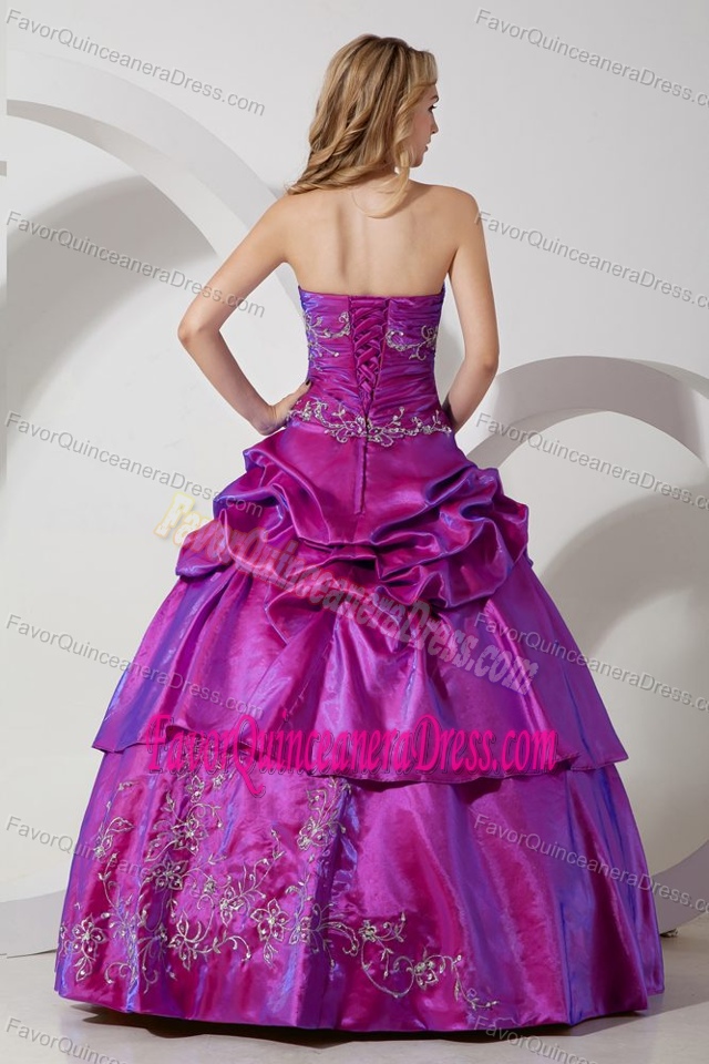 Embroidery Strapless Floor-length Taffeta Quinceanera Dress with Ruching