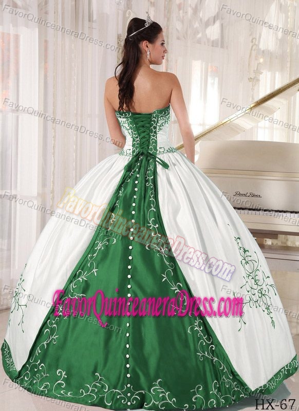 Wonderful Strapless White Taffeta Quinceanera Dresses with Green Embroideries