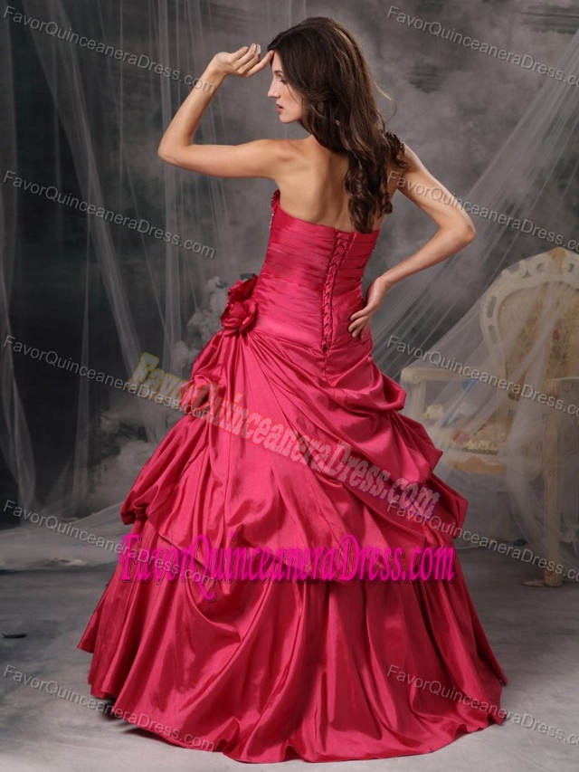 Strapless Beaded Red Dresses for Quince Made in Taffeta with Pick-ups for Cheap