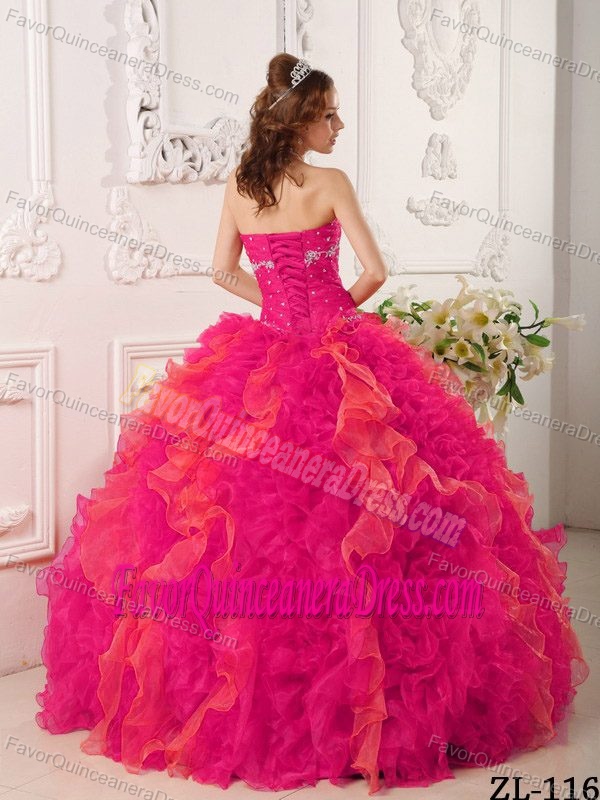 Coral Red Organza Sweetheart Dresses for Quinceaneras Decorated with Beading
