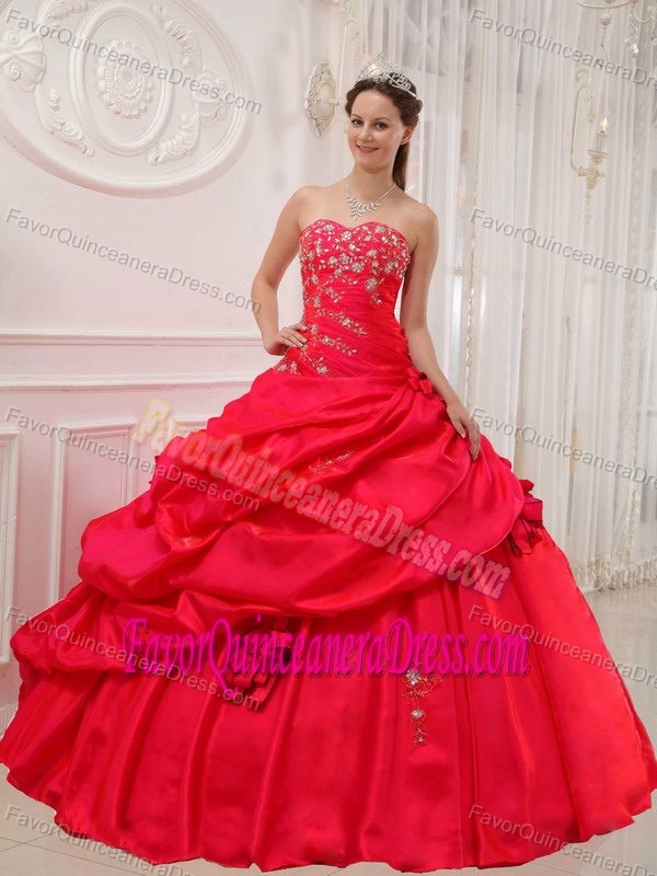 2013 Perfect Taffeta Red Ball Gown Dresses for Quince Decorated with Flowers