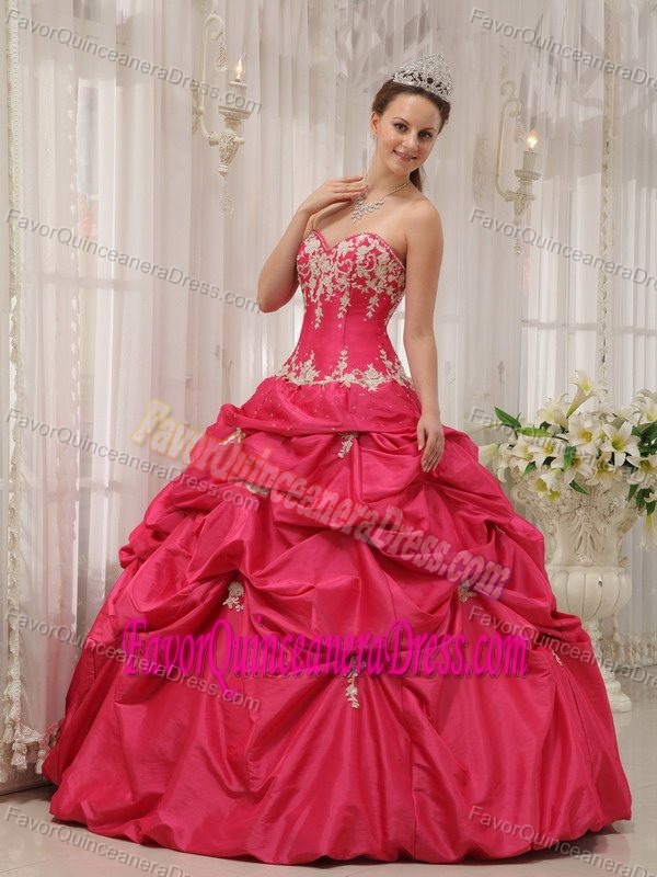 Coral Red Ball Gown Quinceanera Dresses Made in Taffeta with Pick-ups