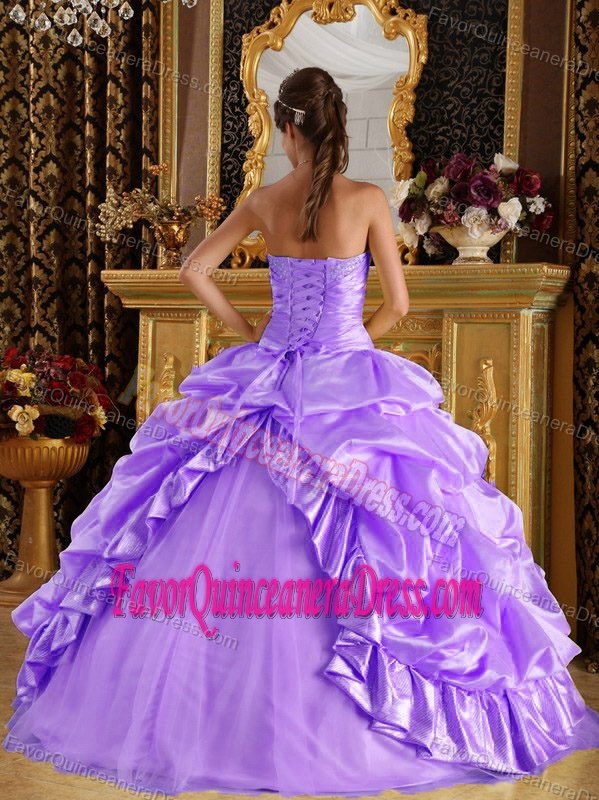 Lavender Ball Gown Sweet 15 Dresses in Taffeta and Tulle with Pick-ups