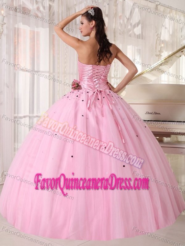 Chic Pink Strapless Floor-length Tulle Sweet 15 Dresses with Beading