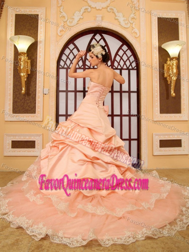 Beautiful Court Train Sweetheart Dress for Quinceaneras Decorated with Bowknot