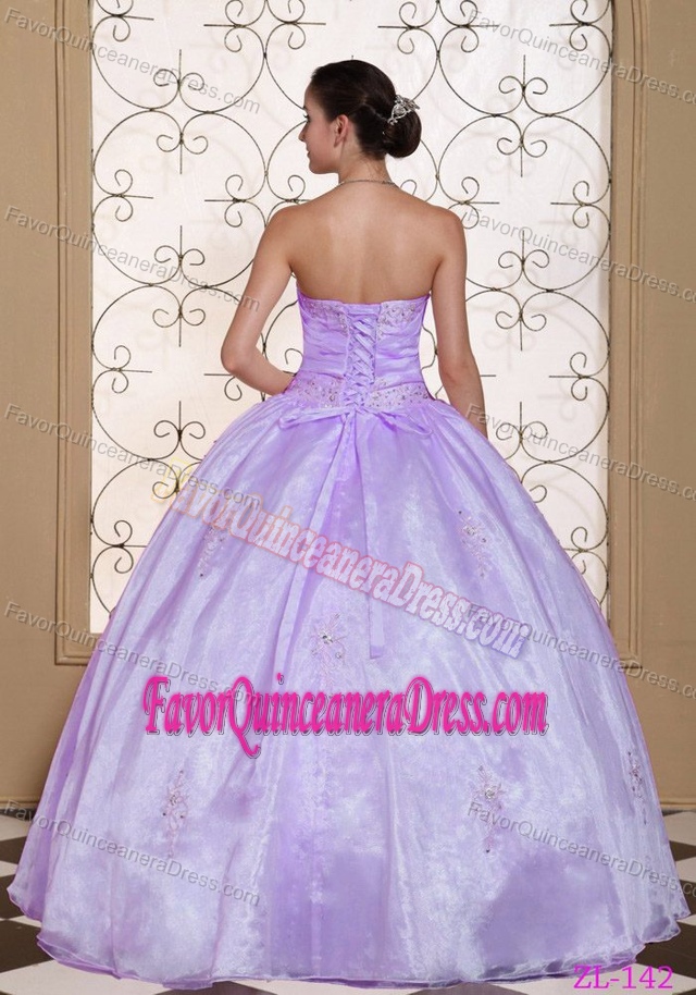 Lovely Lavender Sweetheart Floor-length Taffeta Quinceanera Dress with Beading
