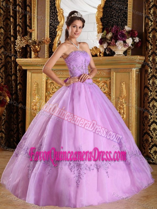 Modernistic Embroidered Organza Lavender Quinceanera Gown for Summer