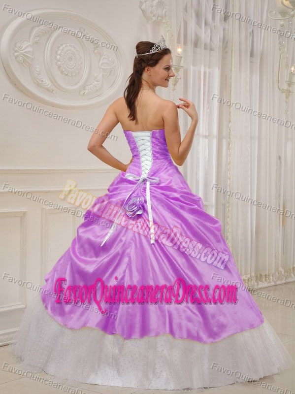 Gorgeous White and Lavender Taffeta Tulle Quinceanera Gown with Beading