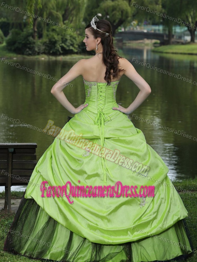 Custom Made Taffeta Spring Green and Black Quinceanera Dresses under 250