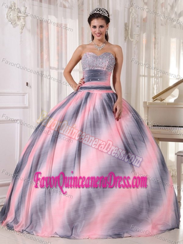 Special Ombre Sweetheart Floor-length Chiffon Quinceanera Dresses with Beading