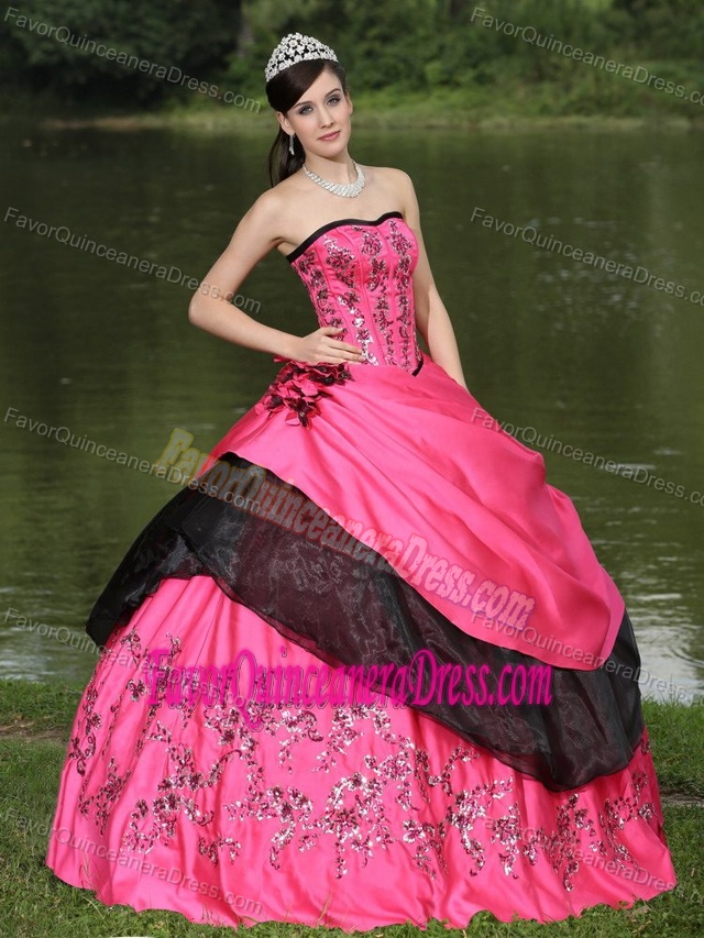 Popular Hot Pink Taffeta Sweet Sixteen Dresses with Appliques and Flowers