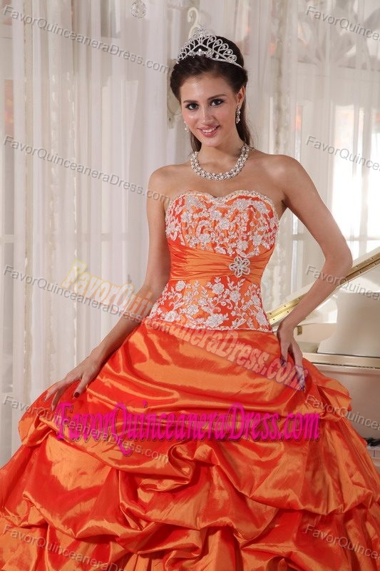 Ball Gown Sweetheart Ruched Taffeta Quinceanera Dresses with Pick-ups