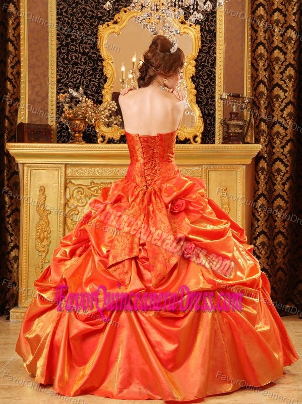 Popular Ball Gown Strapless Quinceanera Dresses with Pick-ups for 2013