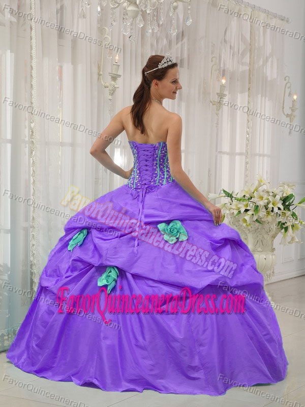 Strapless Taffeta Beaded Purple Dress for Quinceanera with Handle Flowers