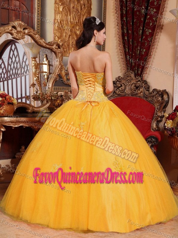 Sweetheart Floor-length Tulle Appliqued Quinceanera Dresses in Gold