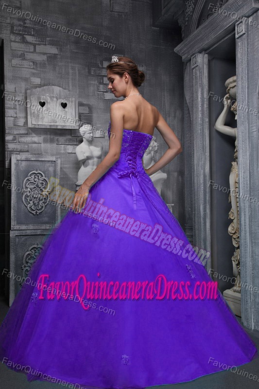 Sweetheart Neck and Embroidery on Bodice and Skirt Romantic Quinces Dresses