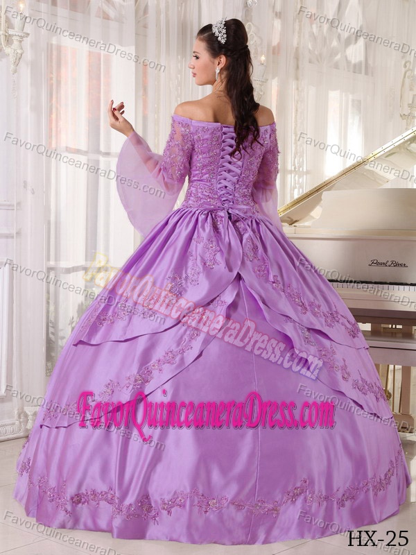 Dreamy Lavender Taffeta and Organza Quinceanera Dress with Appliques